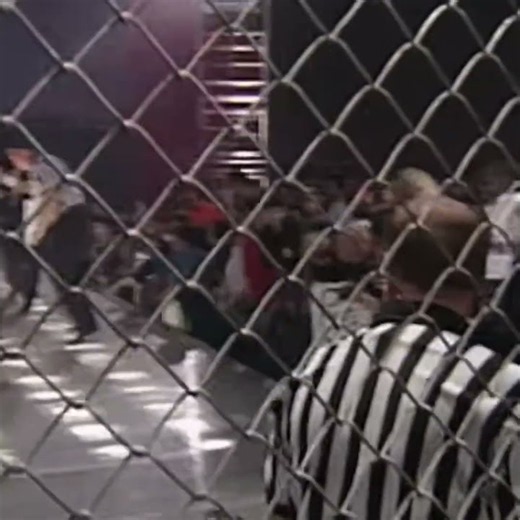 WHEN THE UNDERTAKER CAME OUT FROM UNDER THE RING TO ATTACK PAUL BEARER! 💀🔥