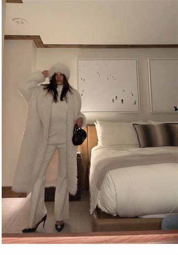 Dinner Outfit Ideas for Aspen Escapades