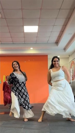 Unakku Than ✨#sanaalthaf #namijosek #santhoshnarayanan