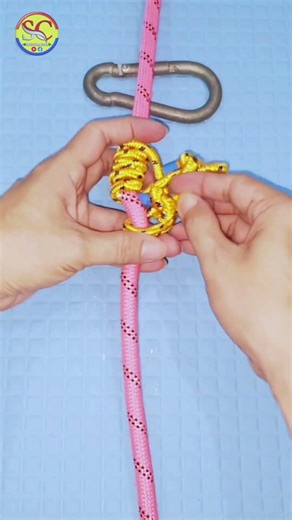 Knot rope tip diy at home 💡 Easy rope loop trick