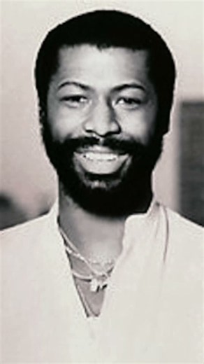 Teddy Pendergrass – Close the Door (1978) | Nobody Did R&B Like THIS 🔥