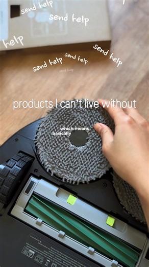 @design.laine showing us how Roomba is changing the game one floor at a time 🫧