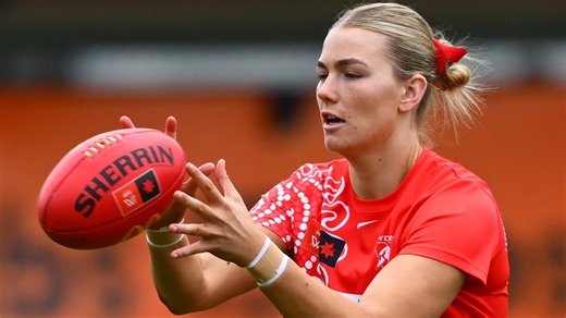 Cats claw to AFLW summit