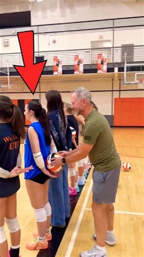 The Blue Volleyball Decided the New Team Captain 😱🏐