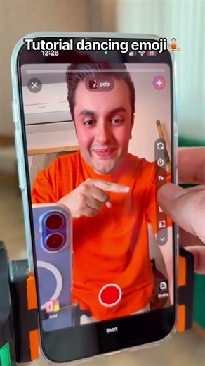 TUTORIAL dancing emoji Gif