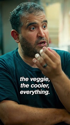 “how long has this fridge been broken?!” 🤨 #kitchennightmares