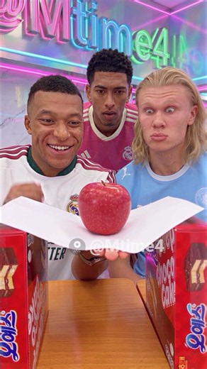 Haaland’s Apple Challenge Had Mbappé Stuck 😵‍💫🍎 #parody #football #haaland