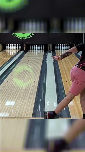 Can't be scared of the gutter! #TeamCtD #CtDBowling #subscribe