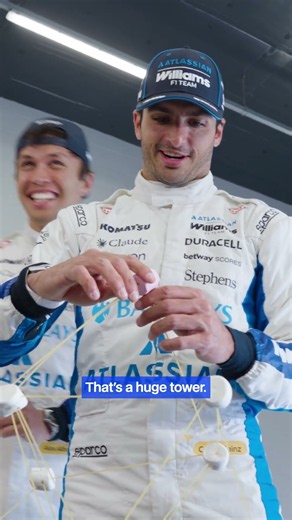 Two F1 drivers, pasta and marshmallows 🍝