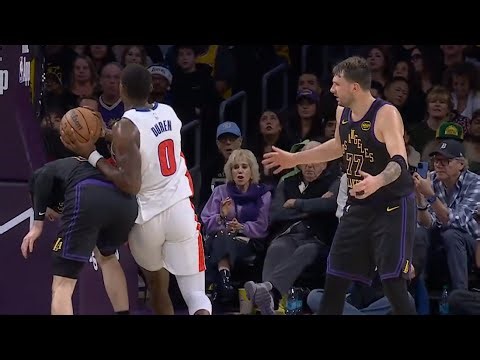 Reggie Miller goes OFF on Luka Doncic for defensive effort on this play 😬