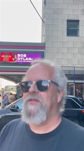 Bob Dylan superfan talks about expectations of his concerts