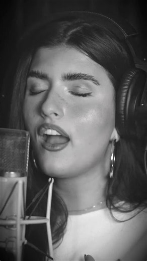 Angelina Jordan covers Louis Armstrong (final part) #angelinajordan #reaction #new #viral #fyp #love