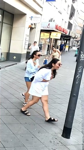 Hilarious Reactions of People!! Bushman Prank!!