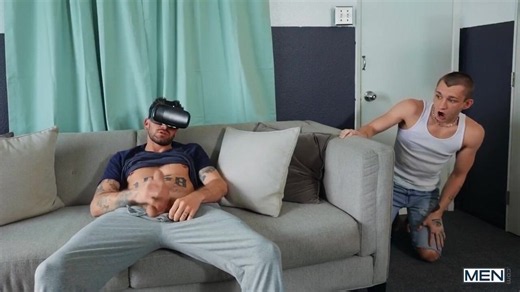 Brady und Chris Damned: Rohes Analspiel mit Twink und DILF