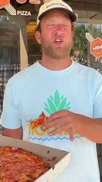 Dave Portnoy Discovers INCREDIBLE New Haven Style Pizza In Florida
