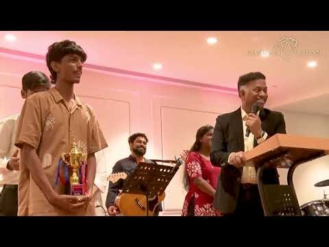 From Stage Prayer to Stunning News! | स्टेज की प्रार्थना से चौंकाने वाली खबर तक!