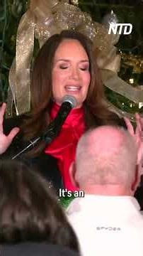 Kennedy Center Hosts 1st Official Christmas Tree Lighting Ceremony