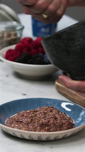 Prep a delicious and healthy breakfast for the week ahead - you'll thank yourself when you dig in! >>>> https://jamieol.com/BircherMuesli | Jamie Oliver