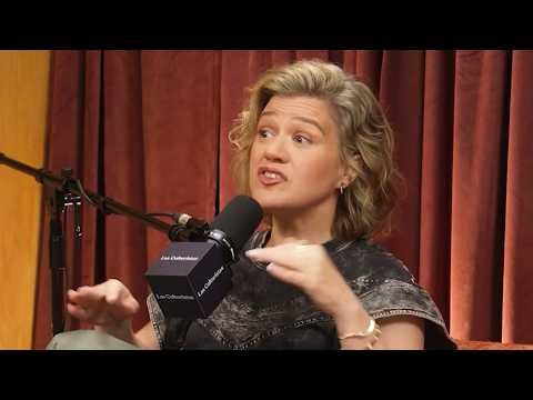 Why Kelly Clarkson Hasn’t Dated Since Death of Ex-Husband