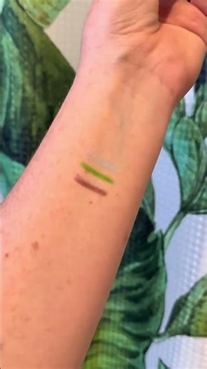 So many fun color combos in the new NYX eyeliner trios! #nyx #ttsacl