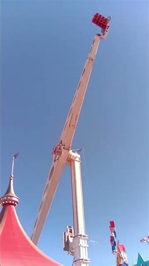 The Titan the Scariest ride at the Fair