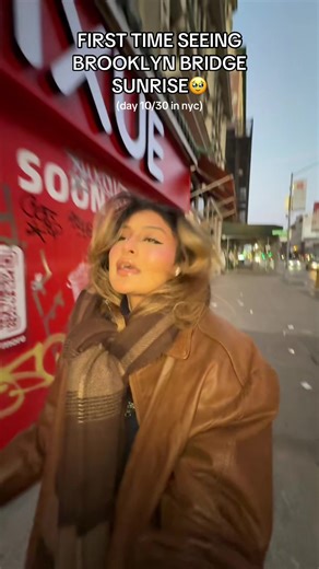 Experiencing Brooklyn Bridge Sunrise in NYC Alone