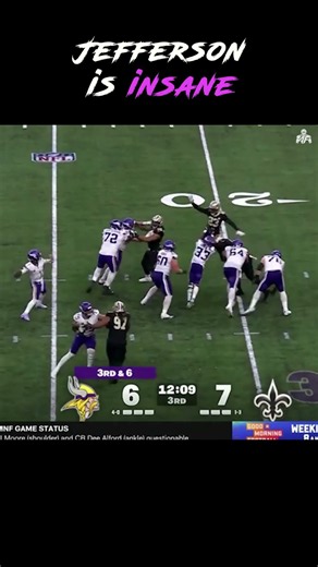 Justin Jefferson Catches TD in Triple Coverage