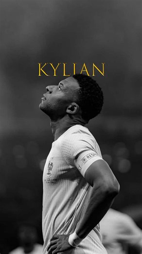 Cher Kylian. Comment te consoler de ce qu’on t’avait promis ? Toi qu’on annonçait depuis toujours. Toi qu’on attendait comme une évidence. Toi qui, ce soir encore, as vu l’or se poser dans d’autres mains. #mbappe #ballondor #football #pourtoii #realmadridfc
