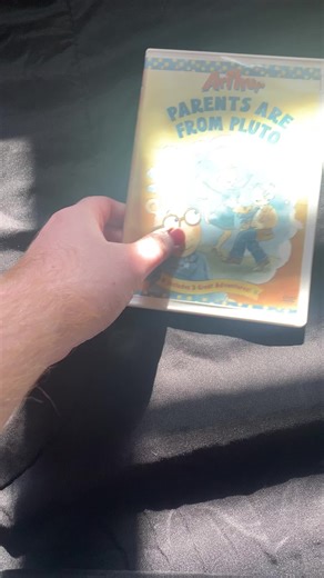 Opening to Arthur Parents Are from Pluto