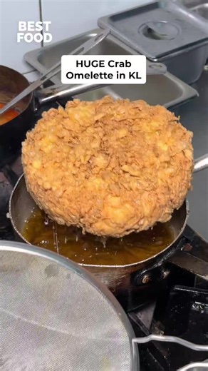 Indulge in a Huge Crab Omelette at The Siam Thai Cuisine