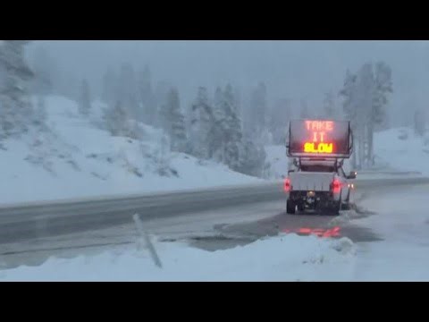 Snow falls upon Northern California Sierra after long stretch of dry weather