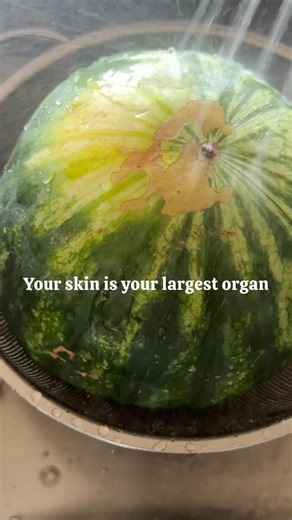 Choose a heavy UGLY watermelon with a creamy yellow field spot for the sweetest flavor. My smoothie!