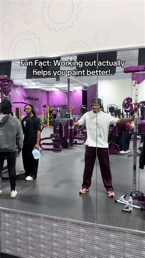Does working out actually help you paint better? 🎨📈 #Art #Gym #TrueOrFalse #Artists