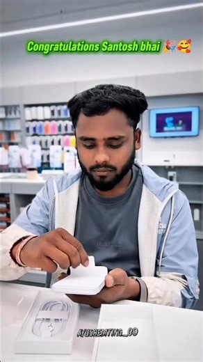 I phone 17 pro max santosh bhai 🔥🤩 #bappukisanhai #iphone17promax #iphoneunboxing #harshpushptode