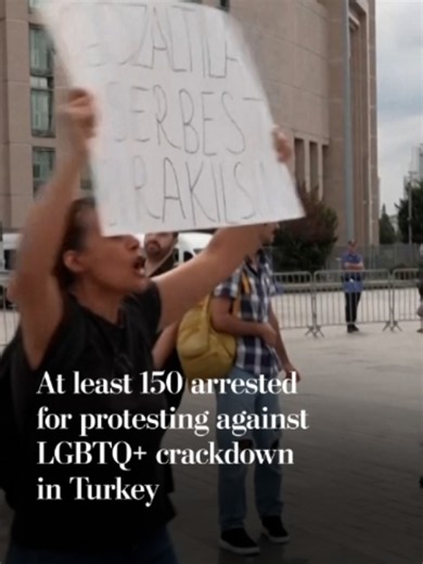 Turkish police detained dozens of protesters outside an Istanbul courthouse demanding the release of those arrested in a sweeping crackdown on LGBTQ  groups and people. More from The Washington Post at the link in our bio. #turkey #lgbtq