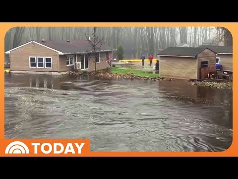 Intense Flash Flooding Prompts Evacuations Across the Midwest
