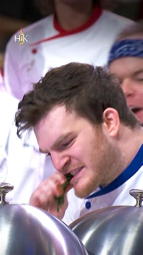 Brad tastes the garnish to identify the proteins 🤦‍♂️ #hellskitchen #gordonramsay