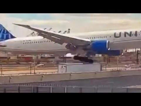 Dramatic new video shows United plane striking pole, truck while landing in Newark