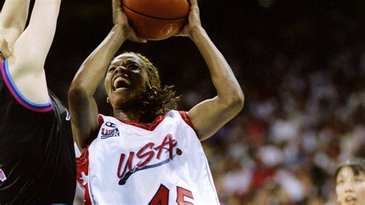 Candace Parker on 1996 U.S. Olympic team in Naismith Hall of Fame