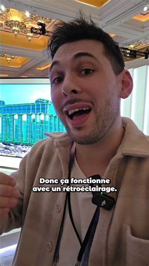 On a vu une immense télé de 13 pouces ! #samsung #ces #shorts