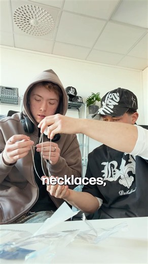 We’re donating 10% to trans people from this jewlery🏳️‍⚧️ #trans #streetwear
