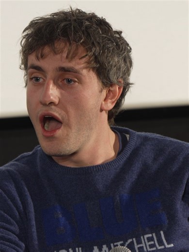 We’re getting emotional watching this 😭 Jonathan Pryce has a little surprise for Paul Mescal after their Q&A for HAMNET, in cinemas now! #HAMNET #PaulMescal #JonathanPryce