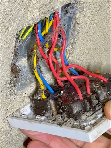 Modernising Old Wiring with Theben Dimax 540 APP B