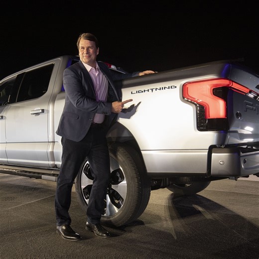 フォードの誤算、テスラのEVマジック再現できず