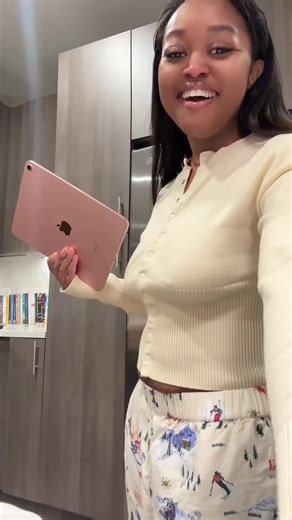 I’m wasting water and they playing | waste water