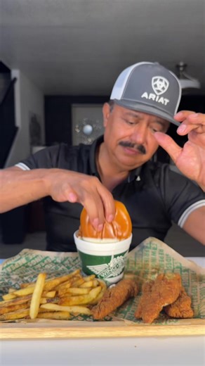 Wingstop Citrus MoJo Mukbang & Review