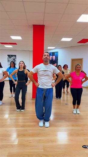 The Power of Love Cumbia — Paolo Marín Coló & Ziggy dance