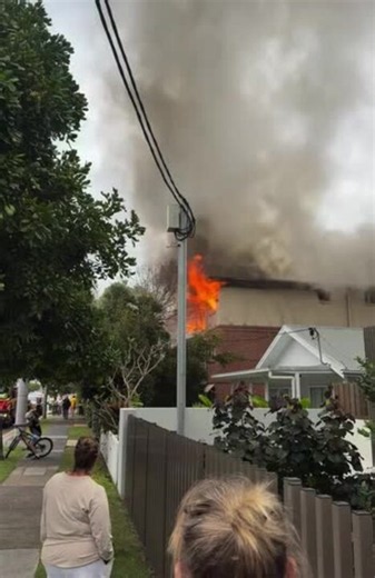 Fire rips through Gold Coast social housing unit