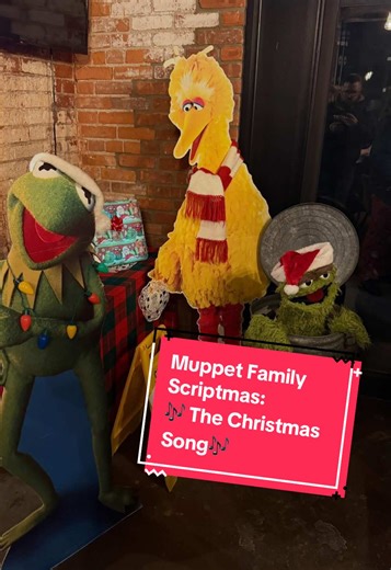 When we got to perform this scene for an audience, I grew an even deeper appreciation for my favorite interaction in Muppet Family Christmas 🐥🎄👨🏻‍🍳 #Muppets #JimHenson #SesameStreet