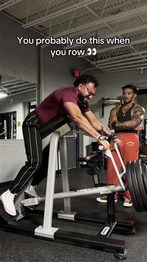 Are you doing this when you row? This is definitely one of the most common mistakes I see with upper back biased rows. If your traps and rear delts are lacking then try making this adjustment next back day. For personalized 1:1 coaching apply in my bio Make better gains. Join my 3-5 day programs. 🔗 in my bio -Exercise videos and set up instructions -Alternative exercises -Form checks (by me!) -Ask me questions in the team chat -Track progress in app And more! Supps- @Legion Supplements JPGCOACH